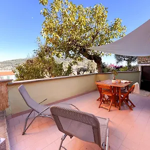Appartamento Caienna Little House, Porto Venere
